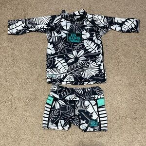 Da Kine Hawaii Rashguard and Shorts